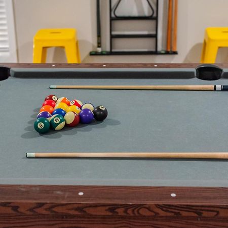 Fun 'N Sun Heated Pool & Gameroom By Fiesta Texas San Antonio Exterior photo