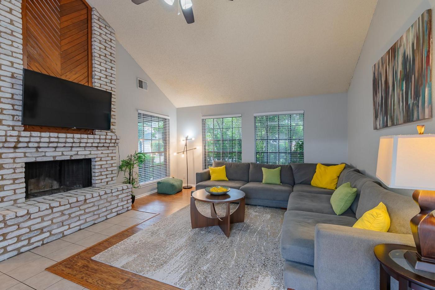 Fun 'N Sun Heated Pool & Gameroom By Fiesta Texas San Antonio Exterior photo