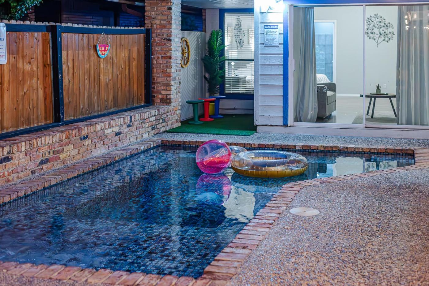 Fun 'N Sun Heated Pool & Gameroom By Fiesta Texas San Antonio Exterior photo