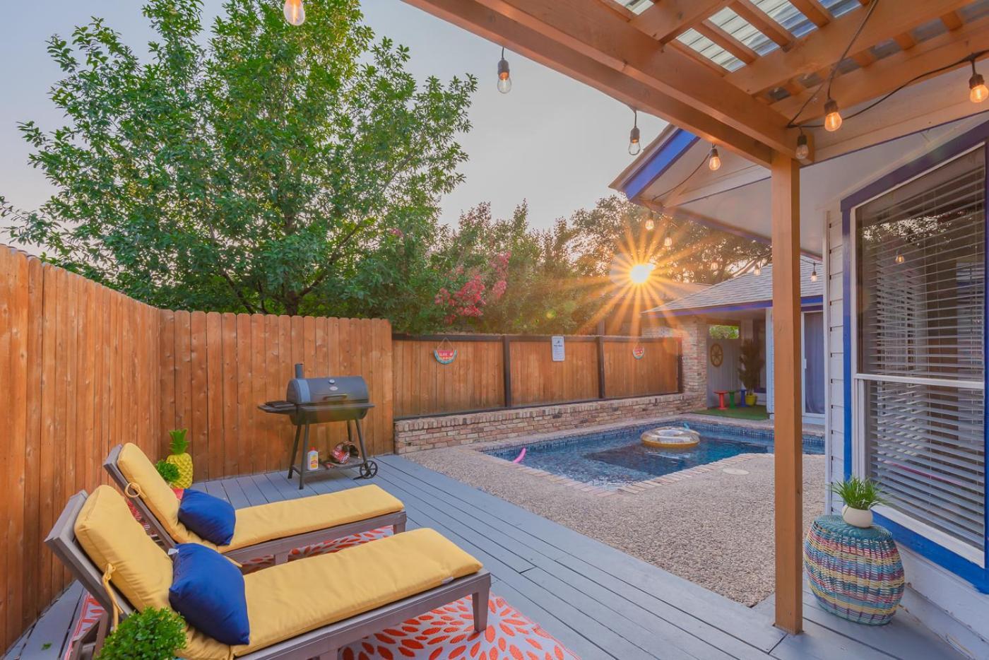 Fun 'N Sun Heated Pool & Gameroom By Fiesta Texas San Antonio Exterior photo