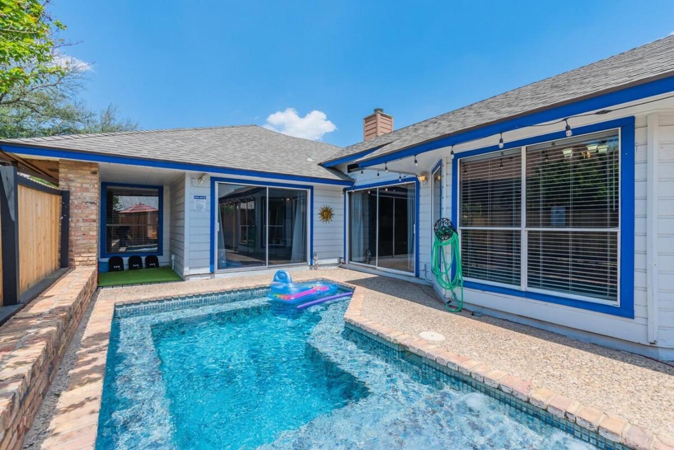 Fun 'N Sun Heated Pool & Gameroom By Fiesta Texas San Antonio Exterior photo
